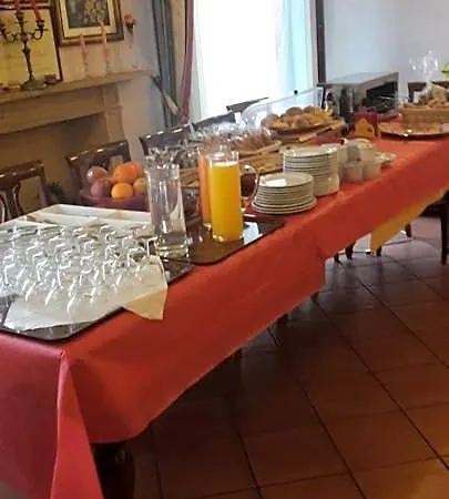 La Loggia Местрино