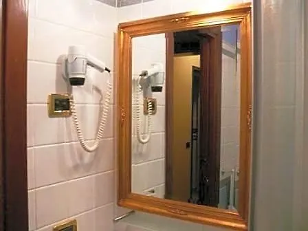 Отель La Loggia 3*
