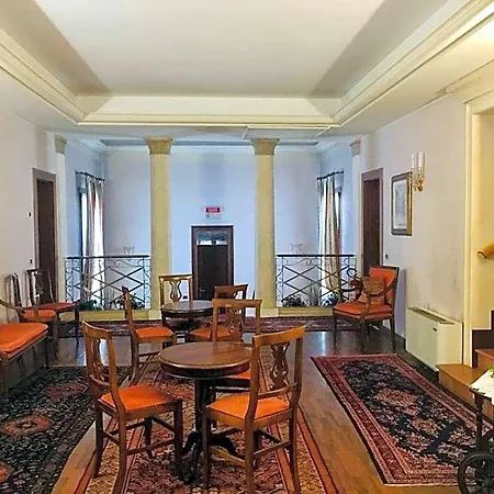 La Loggia Отель