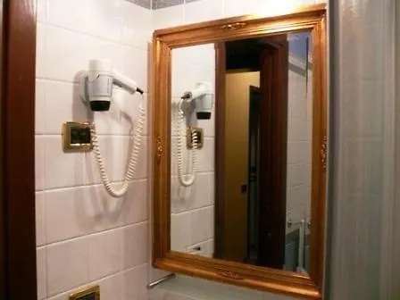 La Loggia 3* Местрино